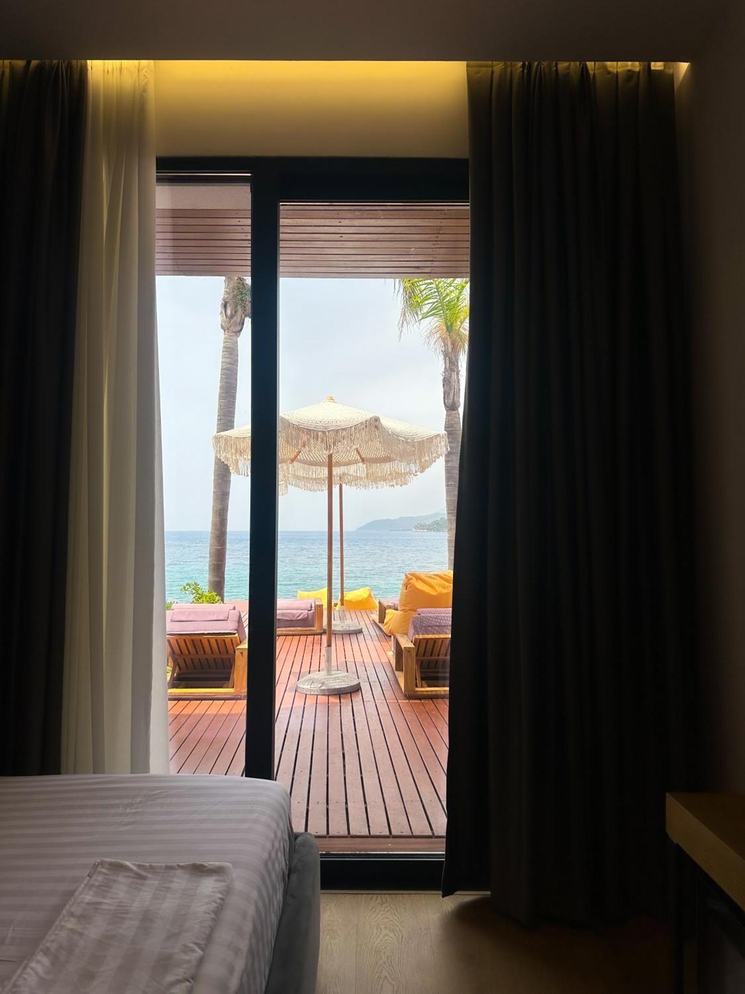 Oniro By Iliria Palace (Adults Only) Himara Kültér fotó