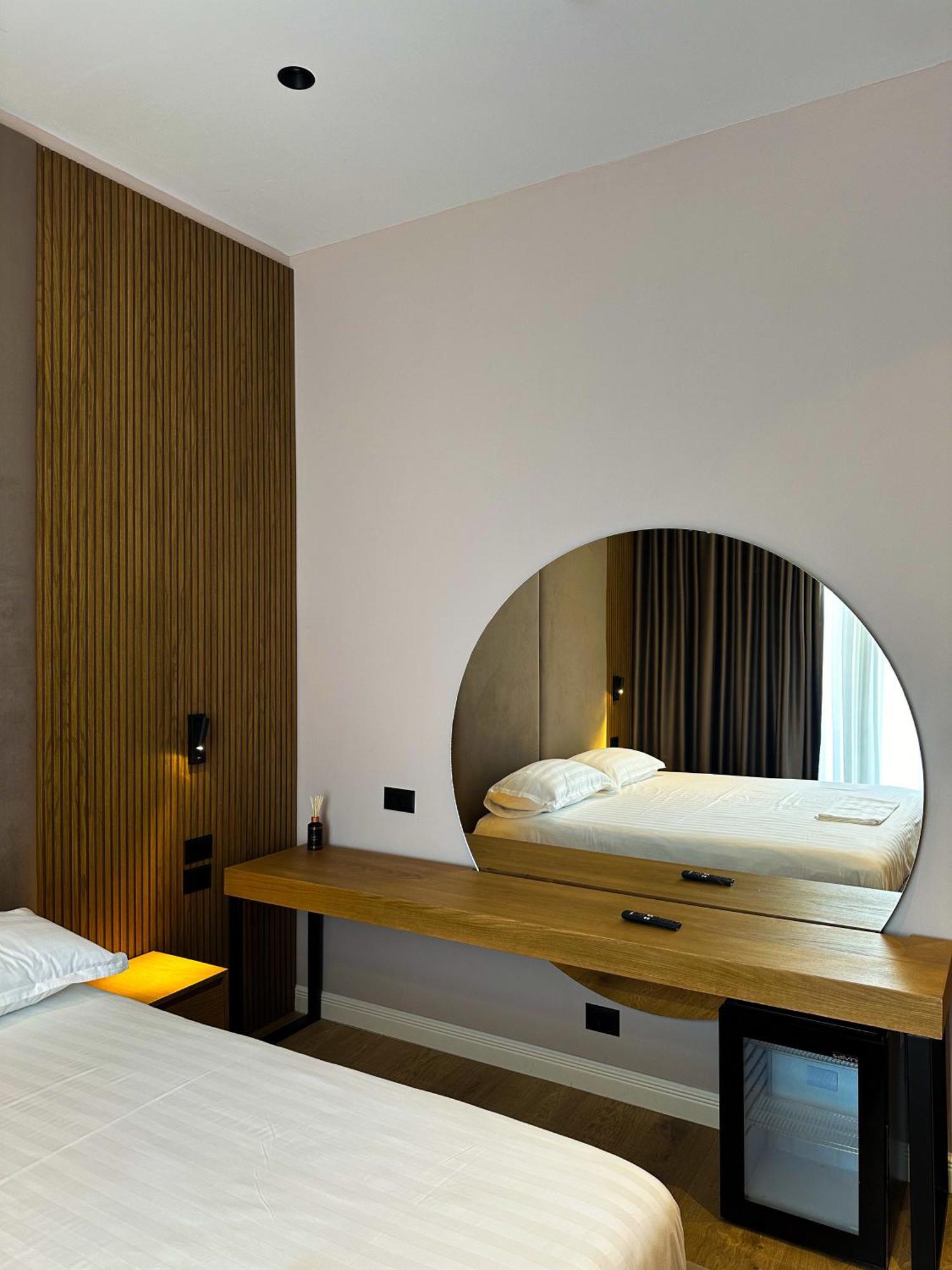 Oniro By Iliria Palace (Adults Only) Himara Kültér fotó