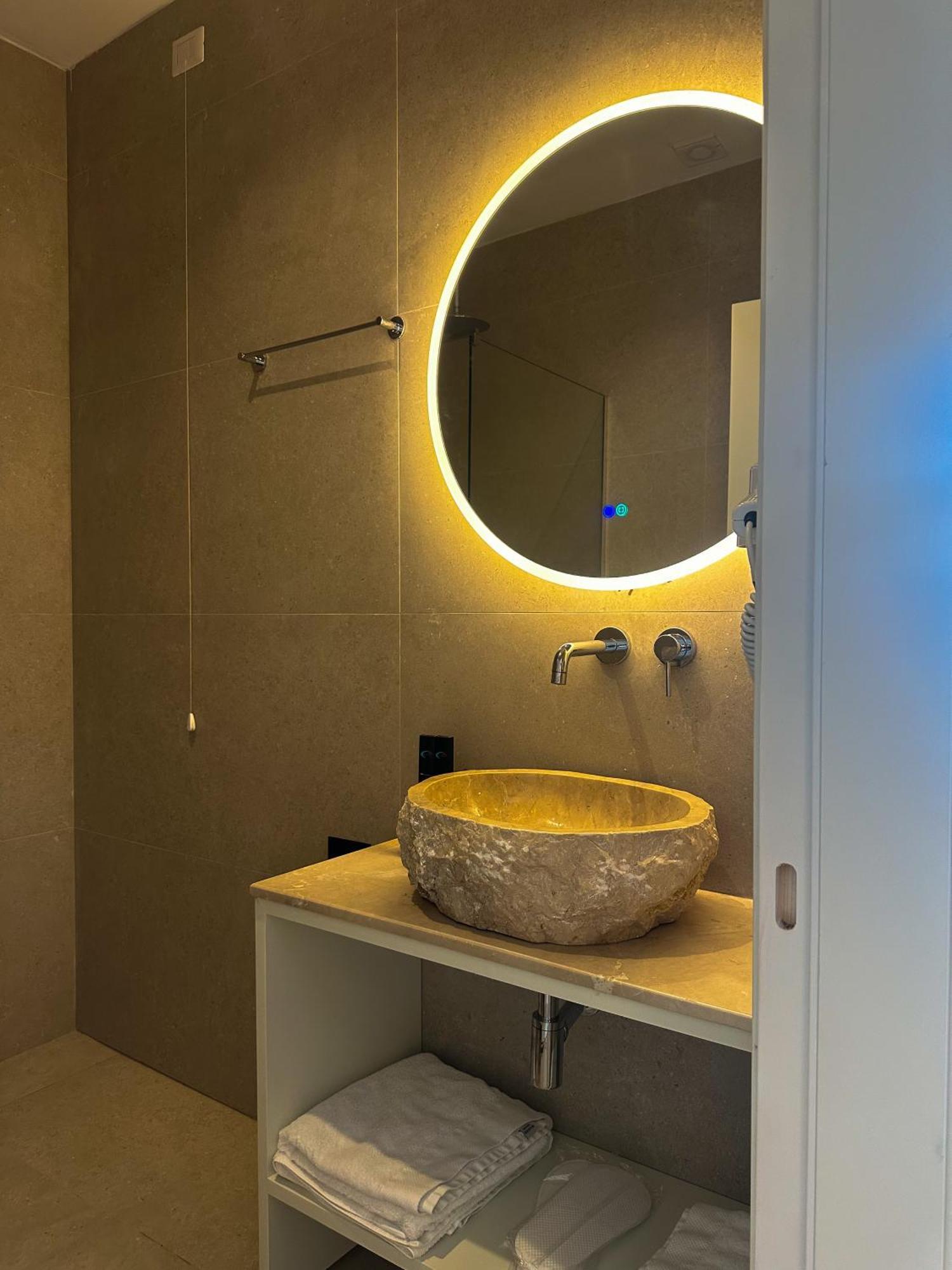 Oniro By Iliria Palace (Adults Only) Himara Kültér fotó